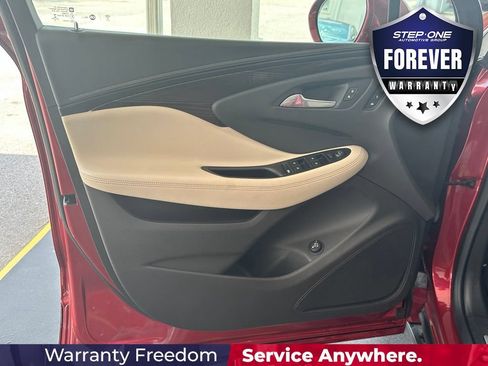 Used 2019 Buick Envision Essence FWD image 10