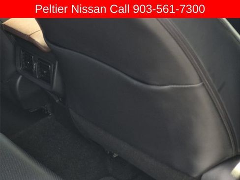 Used 2021 Toyota Venza XLE w/ Softex Package AWD/4WD image 18