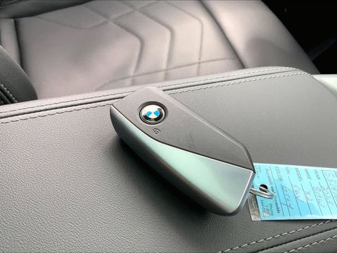 Used 2025 BMW X2 xDrive28i image 14