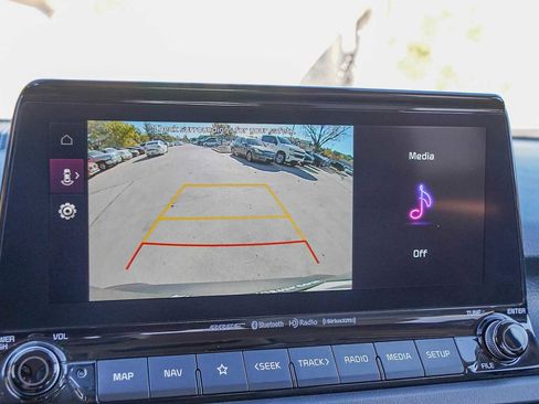 Used 2023 Kia Seltos SX image 16