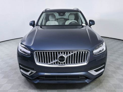 Certified 2024 Volvo XC90 B6 Plus w/ Protection Package Premier AWD/4WD image 38