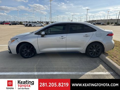 Certified 2024 Toyota Corolla SE image 5