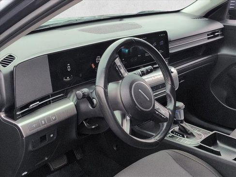Used 2024 Hyundai Kona SEL FWD image 10