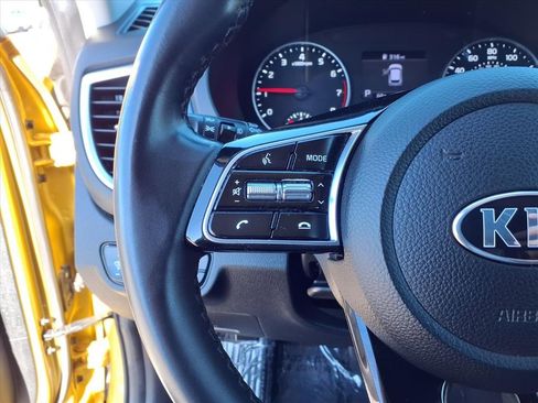 Used 2021 Kia Seltos S image 17