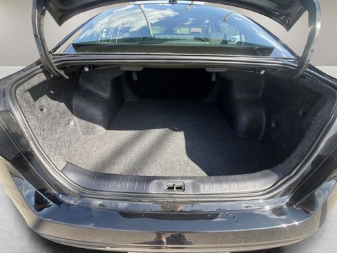 Used 2025 Nissan Altima 2.5 SR FWD image 10