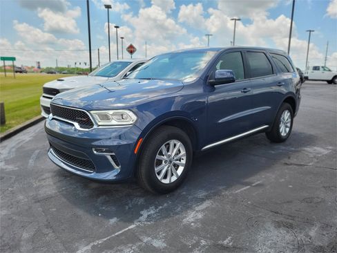 Used 2021 Dodge Durango SXT image 1