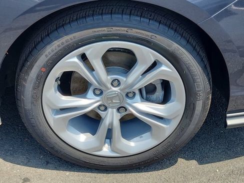 Used 2025 Honda Accord LX image 8
