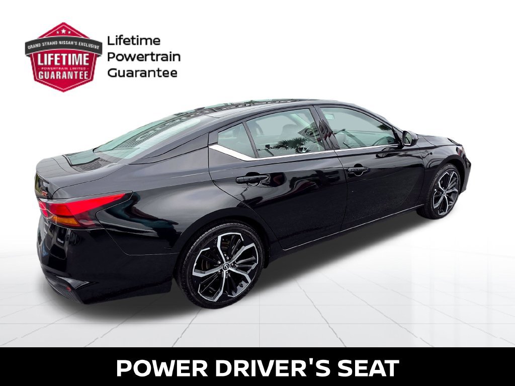 Certified 2025 Nissan Altima 2.5 SR FWD image 8
