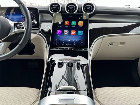 Certified 2025 Mercedes-Benz GLC 300 4MATIC image 14