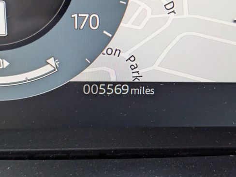 Used 2026 Land Rover Range Rover Velar S image 22