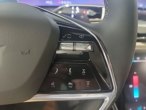 Certified 2026 Cadillac Escalade ESV Sport image 30