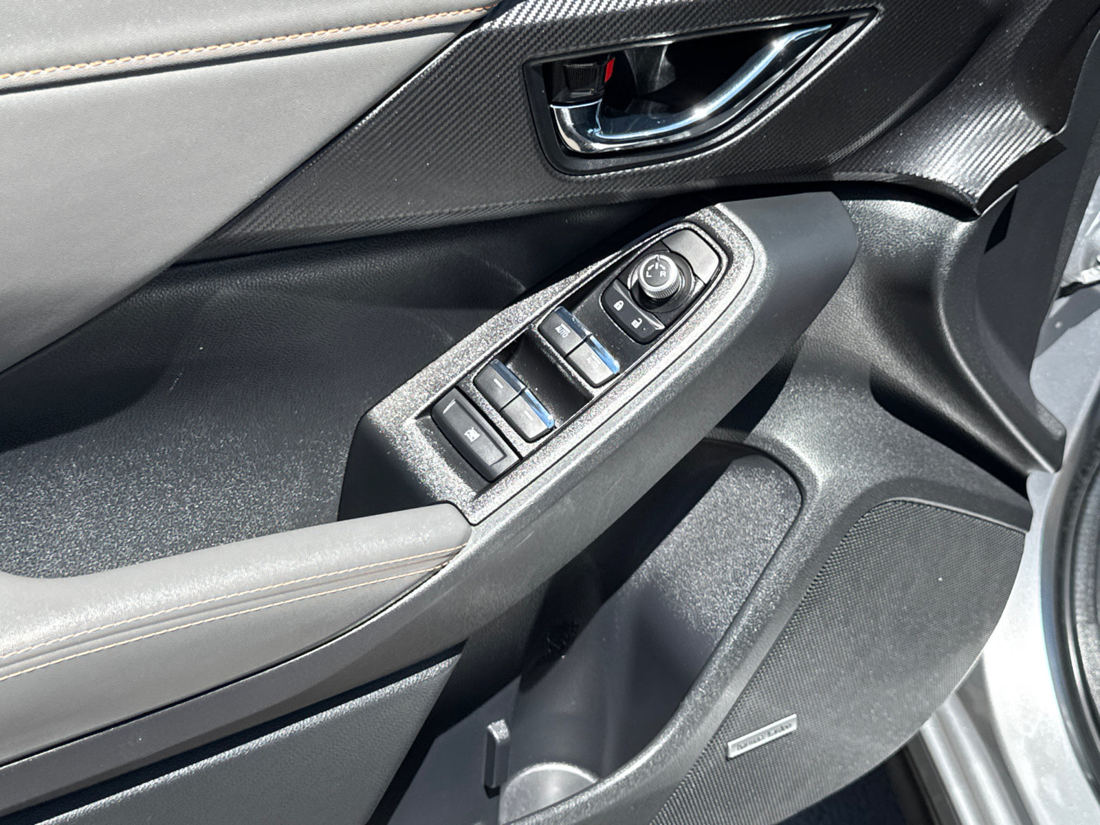Certified 2025 Subaru Crosstrek 2.5i Limited w/ Crosstrek Mirror Package AWD/4WD image 18