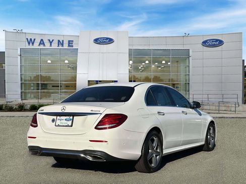Used 2017 Mercedes-Benz E 300 4MATIC image 5