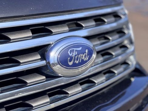 Used 2019 Ford Expedition XLT w/ Equipment Group 202A image 32