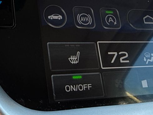 Certified 2025 Subaru Outback Onyx Edition AWD/4WD image 20