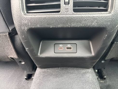 Used 2024 Nissan Altima 2.5 SL AWD/4WD image 31