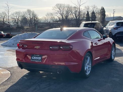 Used 2024 Chevrolet Camaro LT image 8