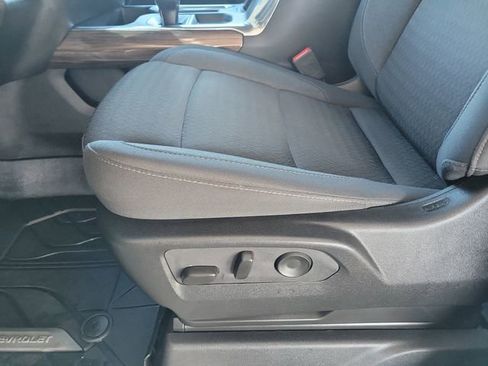 Certified 2025 Chevrolet Silverado 1500 LT w/ LPO, Dark Essentials Package image 20