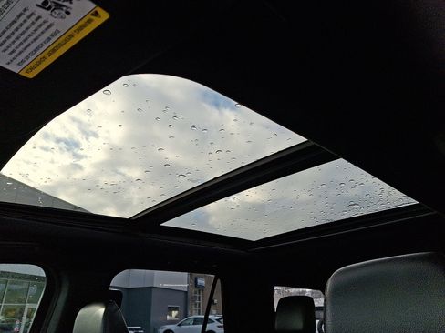 Used 2021 Ford Expedition Limited image 14