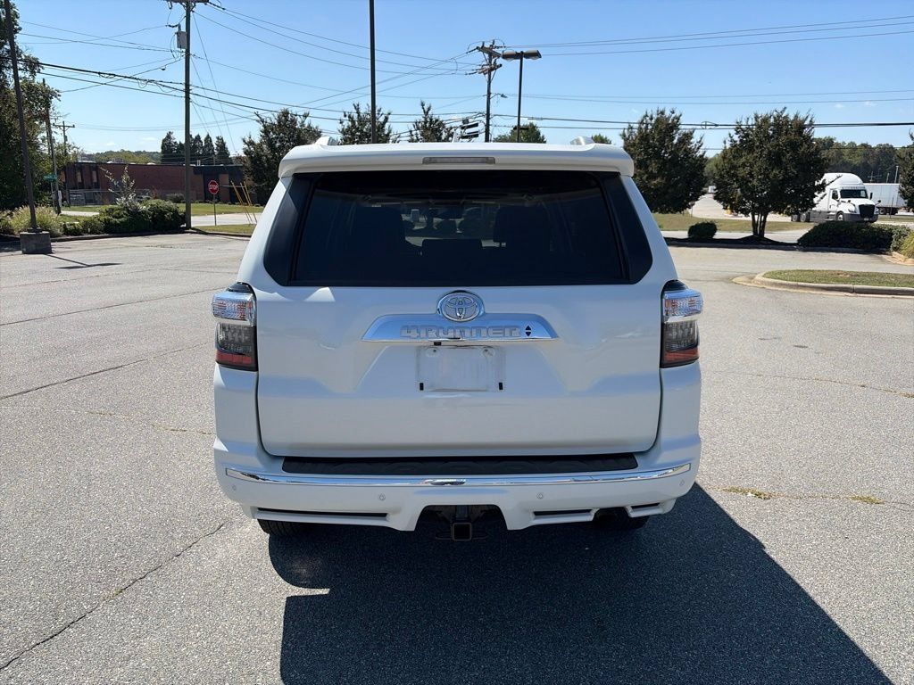 Used 2023 Toyota 4Runner Limited AWD/4WD image 3