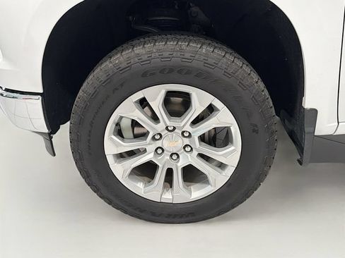 Certified 2024 Chevrolet Silverado 1500 LTZ AWD/4WD image 27