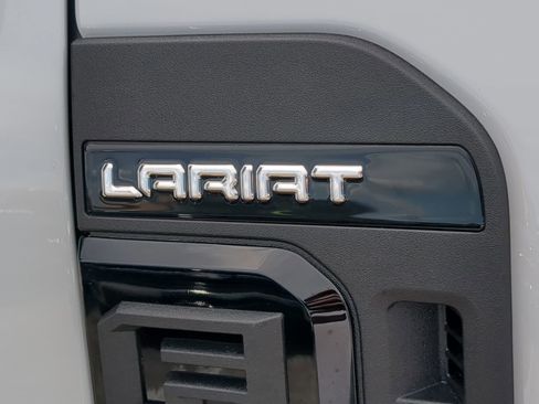 New 2026 Ford F250 Lariat w/ Black Appearance Package image 42