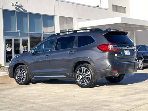Used 2023 Subaru Ascent Limited image 4