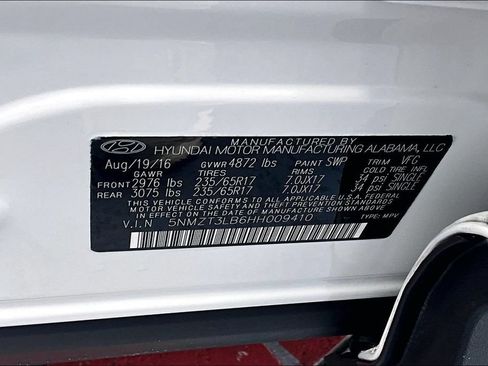 Used 2017 Hyundai Santa Fe Sport FWD image 19