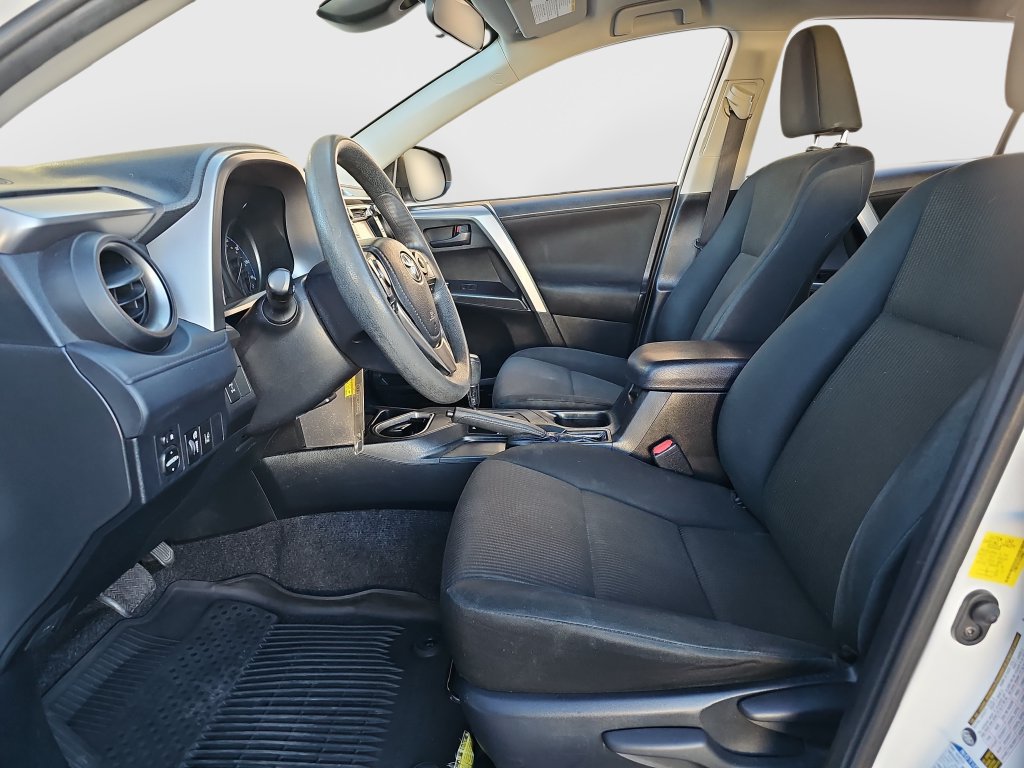 Used 2017 Toyota RAV4 LE w/ Carpet Mat Package AWD/4WD image 16