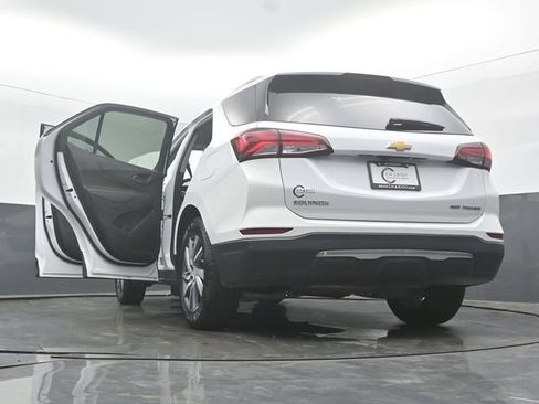 Used 2023 Chevrolet Equinox Premier AWD/4WD image 58