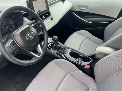 Used 2025 Toyota Corolla SE image 7