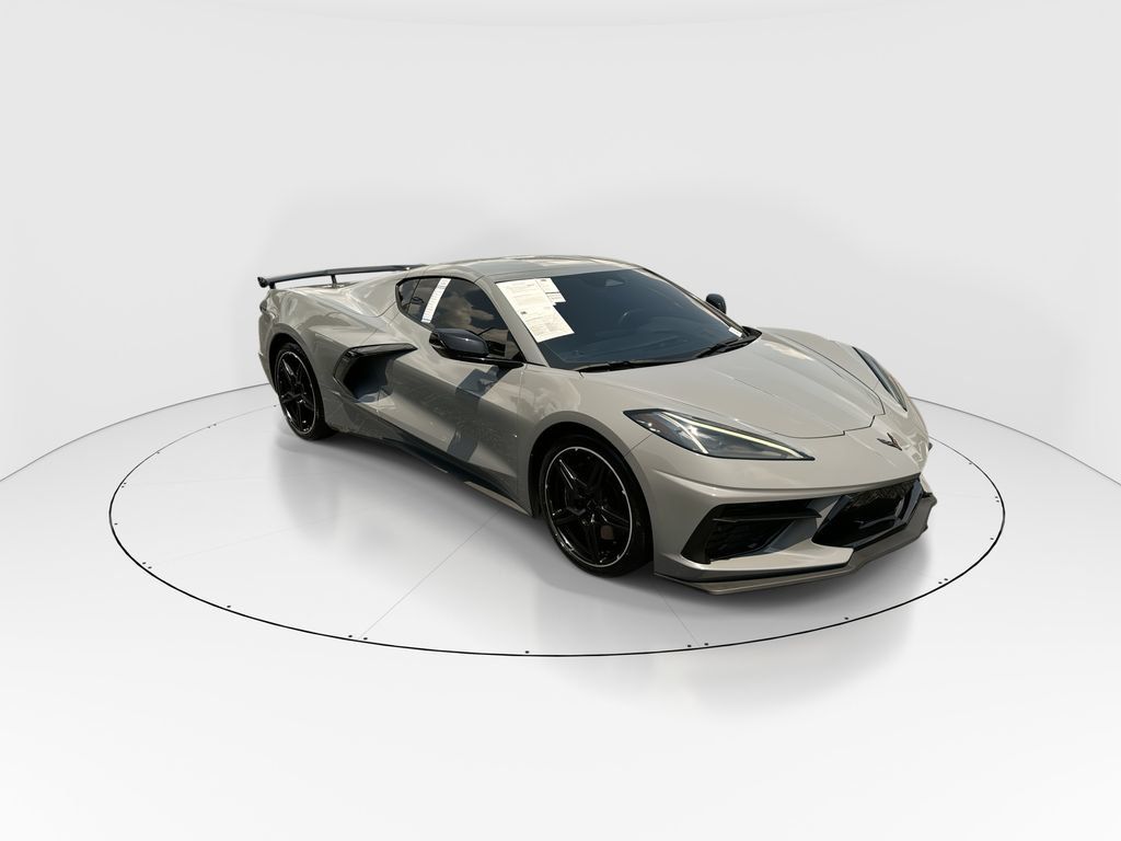 Used 2025 Chevrolet Corvette Stingray Preferred Cpe w/ Z51 Performance Package RWD image 2