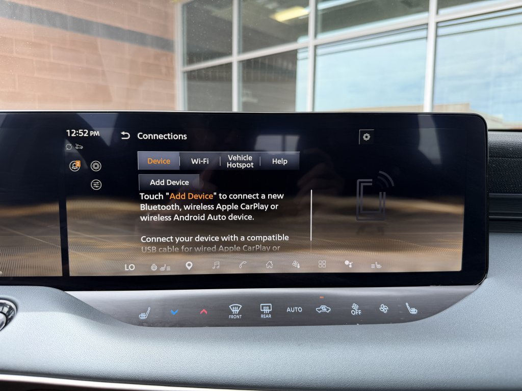 Used 2026 Nissan Leaf Platinum+ w/ Cargo Package (Platinum+) FWD image 23