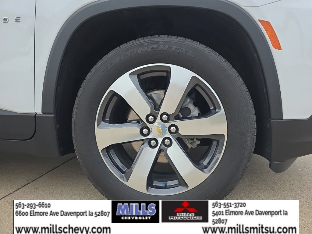 Used 2023 Chevrolet Traverse LT w/ LT Premium Package AWD/4WD image 25