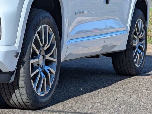 New 2026 GMC Terrain Denali AWD/4WD image 6