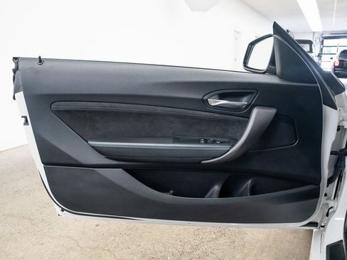 Used 2017 BMW M2 image 16