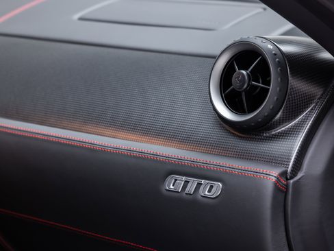 Used 2011 Ferrari 599 GTO RWD image 31
