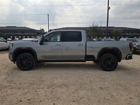 New 2026 GMC Sierra 2500 AT4 w/ AT4 Premium Plus Package image 8