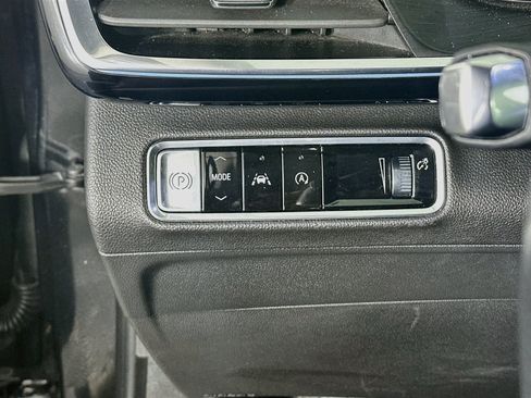 Used 2024 Buick Envision Preferred AWD/4WD image 17