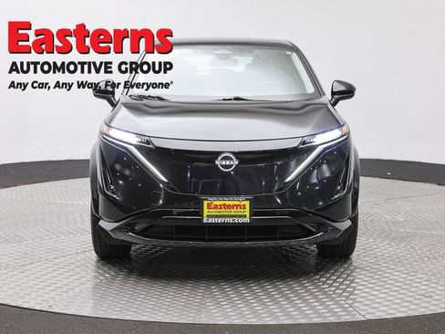 Used 2023 Nissan Ariya AWD image 2