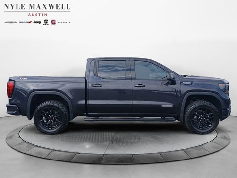 Used 2024 GMC Sierra 1500 Elevation w/ Elevation Premium Package AWD/4WD image 17