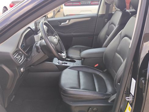 Used 2021 Ford Escape SEL image 13