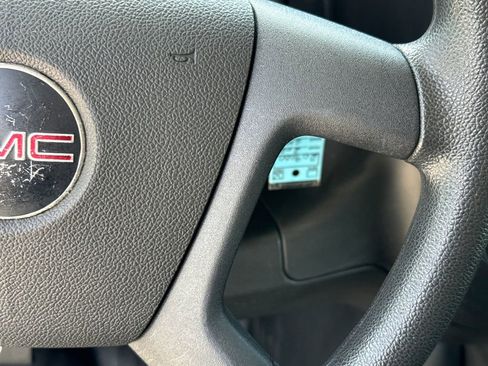Used 2021 GMC Savana 2500 RWD image 16