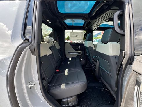 New 2026 GMC Hummer EV 4x4 Crew Cab w/ LPO, Sport Package image 14