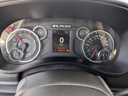 Used 2024 RAM 2500 Big Horn AWD/4WD image 23