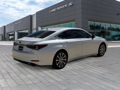 Used 2020 Lexus ES 350 w/ Premium Package FWD image 5