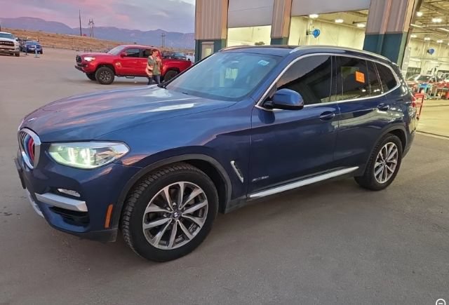 Used 2018 BMW X3 xDrive30i AWD/4WD image 1