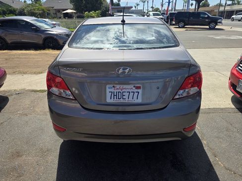 Used 2014 Hyundai Accent GLS FWD image 5