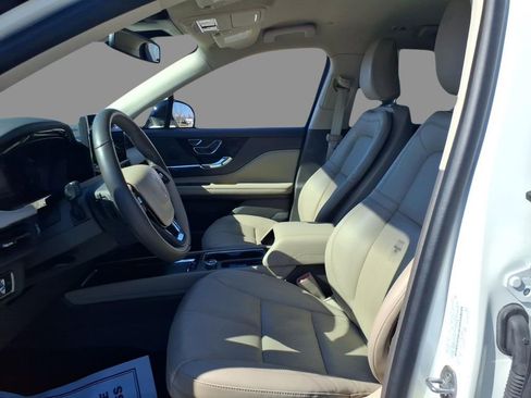 Used 2023 Lincoln Corsair Reserve image 20