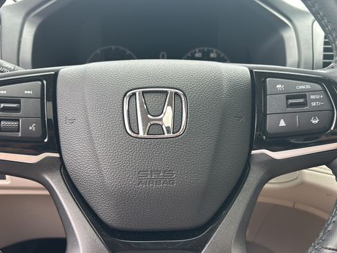 Certified 2025 Honda Odyssey Touring image 30